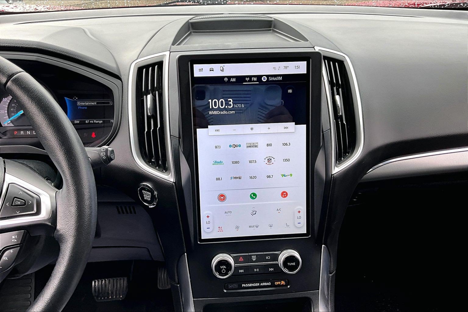 Certified 2024 Ford Edge Titanium AWD/4WD image 30