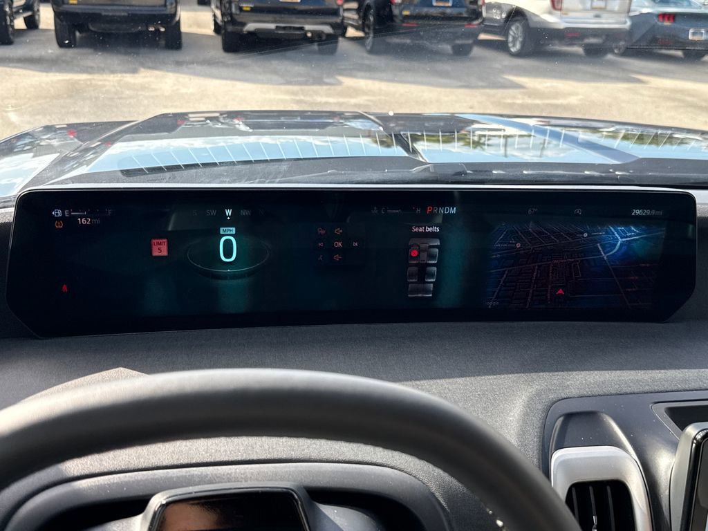 Certified 2025 Ford Expedition Active image 18