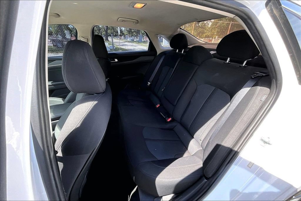 Used 2022 Kia K5 LXS FWD image 24