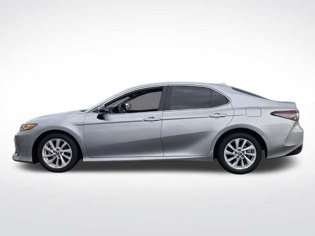 Used 2024 Toyota Camry LE w/ Convenience Package FWD image 6