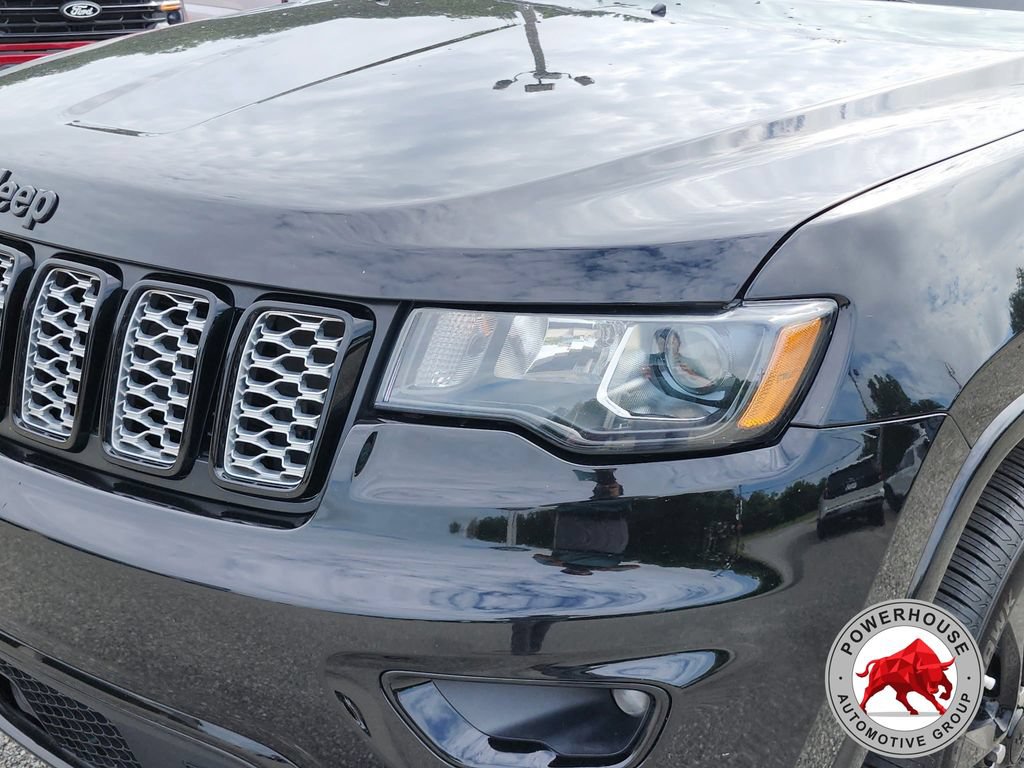 Used 2020 Jeep Grand Cherokee Altitude RWD image 10