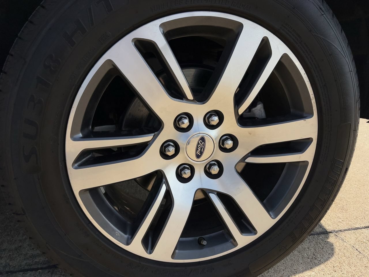 Certified 2024 Ford Expedition Limited RWD image 11