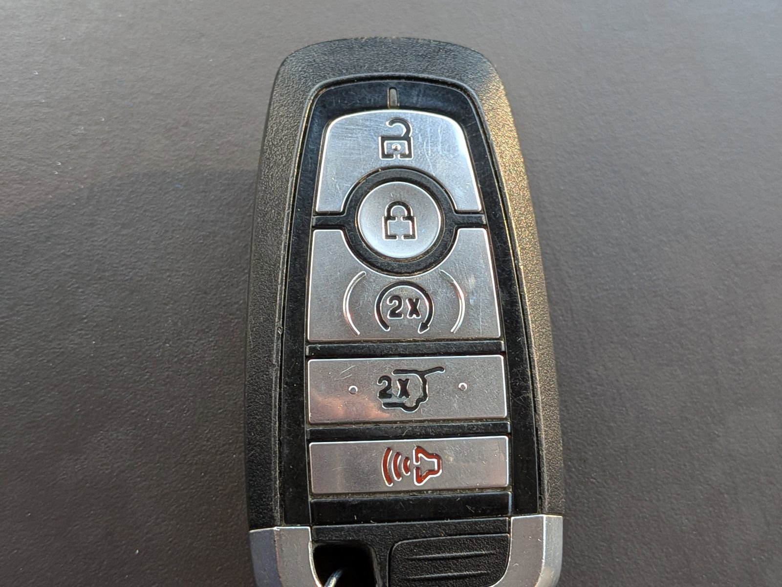 Certified 2021 Ford Explorer Platinum w/ Equipment Group 601A image 30