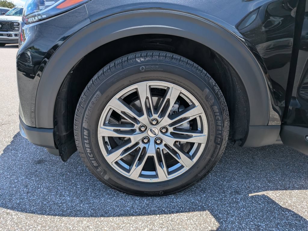 Certified 2026 Ford Explorer Platinum RWD image 38