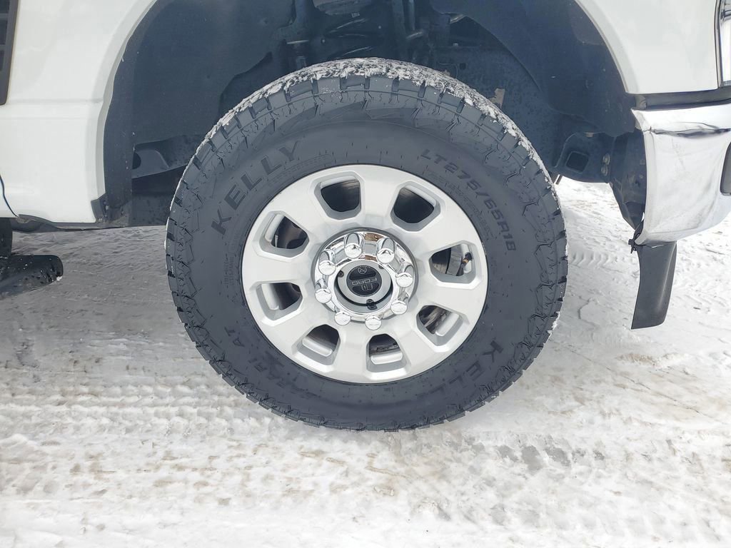 Certified 2024 Ford F250 XLT image 5