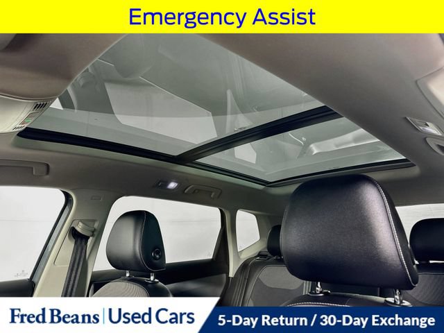 Used 2022 Volkswagen Taos SE w/ Panoramic Sunroof Package AWD/4WD image 26