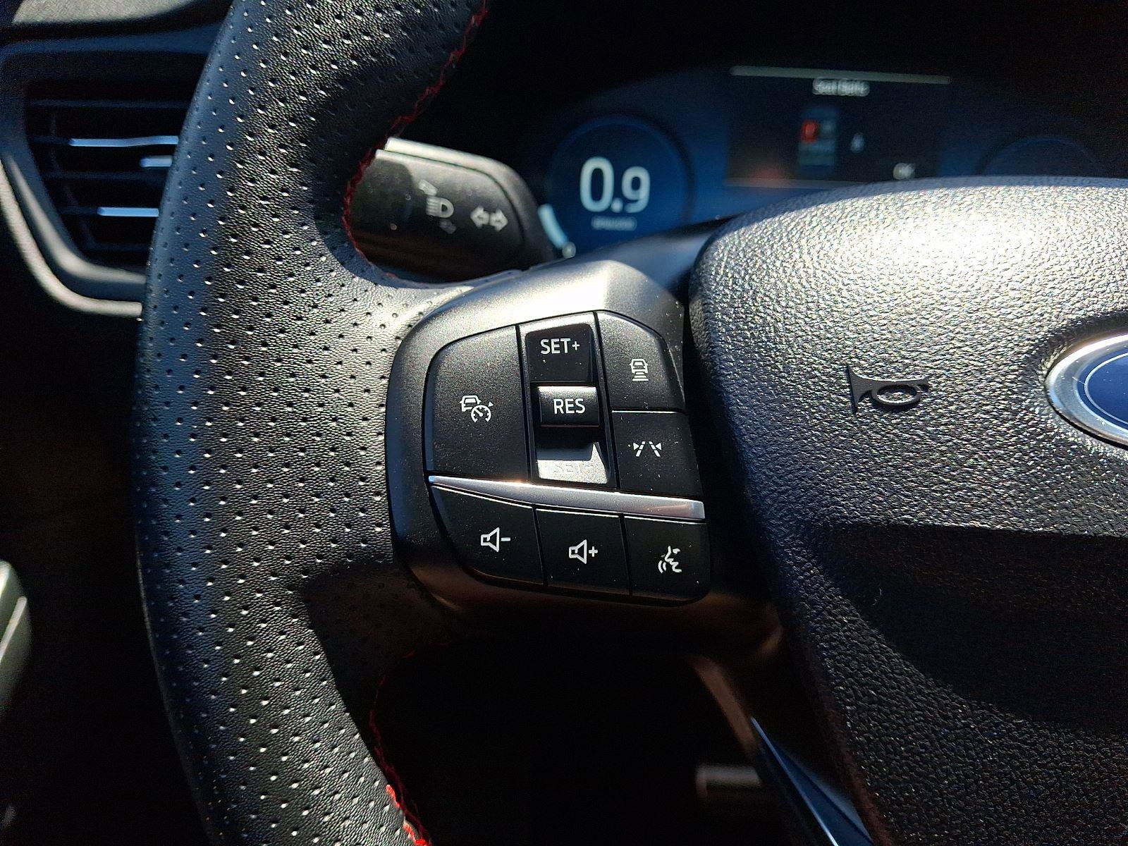 Certified 2023 Ford Escape ST-Line Elite w/ Premium Technology Package AWD/4WD image 23