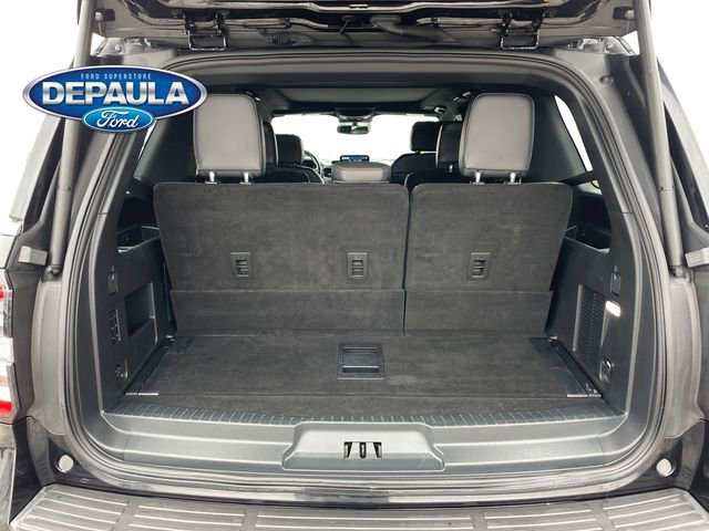 Certified 2023 Ford Expedition Platinum image 9