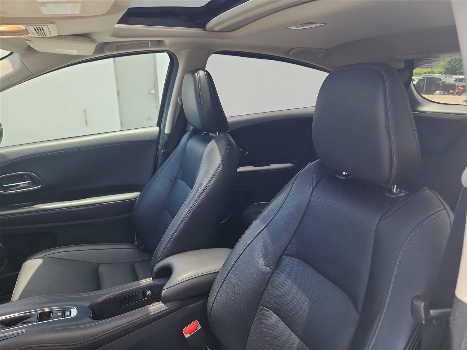 Used 2019 Honda HR-V EX-L image 13