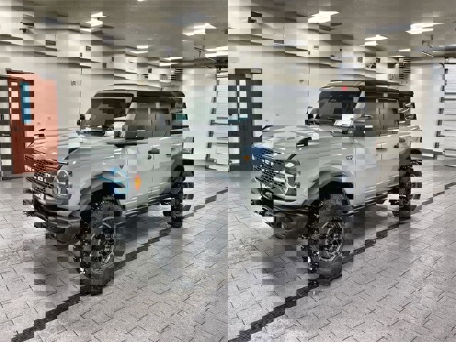 Certified 2023 Ford Bronco Badlands w/ Sasquatch Package image 2