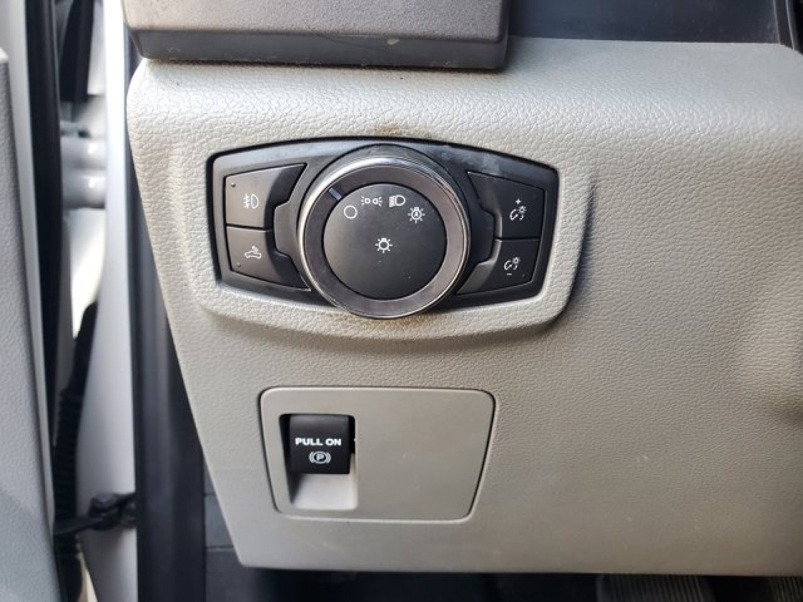 Certified 2019 Ford F150 XLT image 14