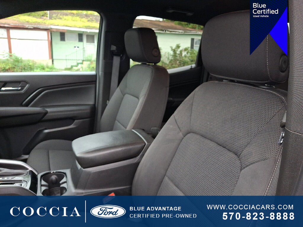 Used 2023 Chevrolet Colorado LT AWD/4WD image 14