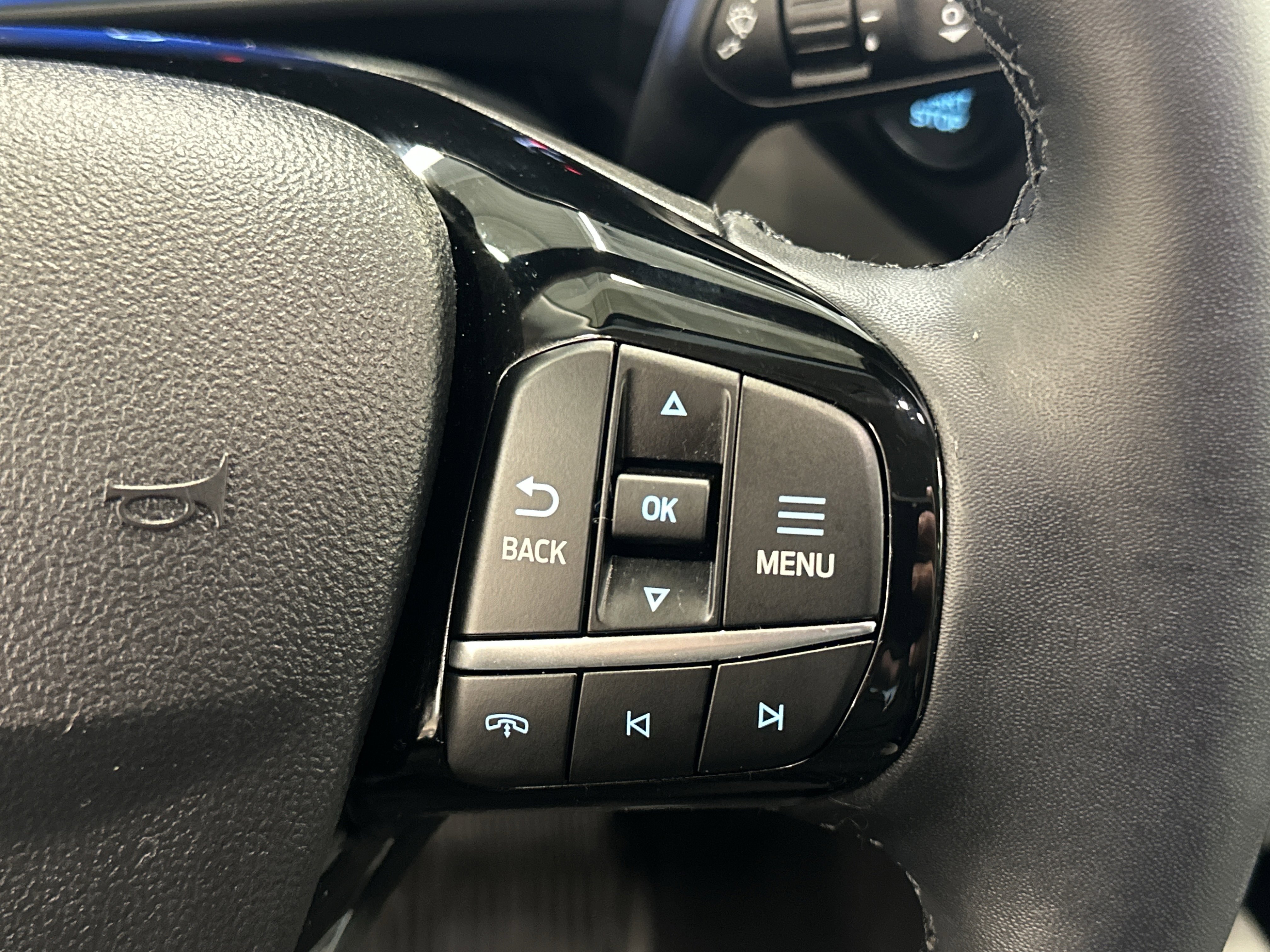 Certified 2023 Ford Escape Active w/ Cold Weather Package image 31