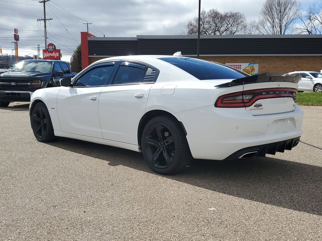 Used 2018 Dodge Charger R/T image 4