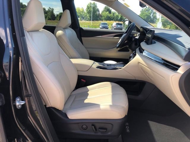 Used 2025 INFINITI QX60 Luxe w/ Vision Package AWD/4WD image 36