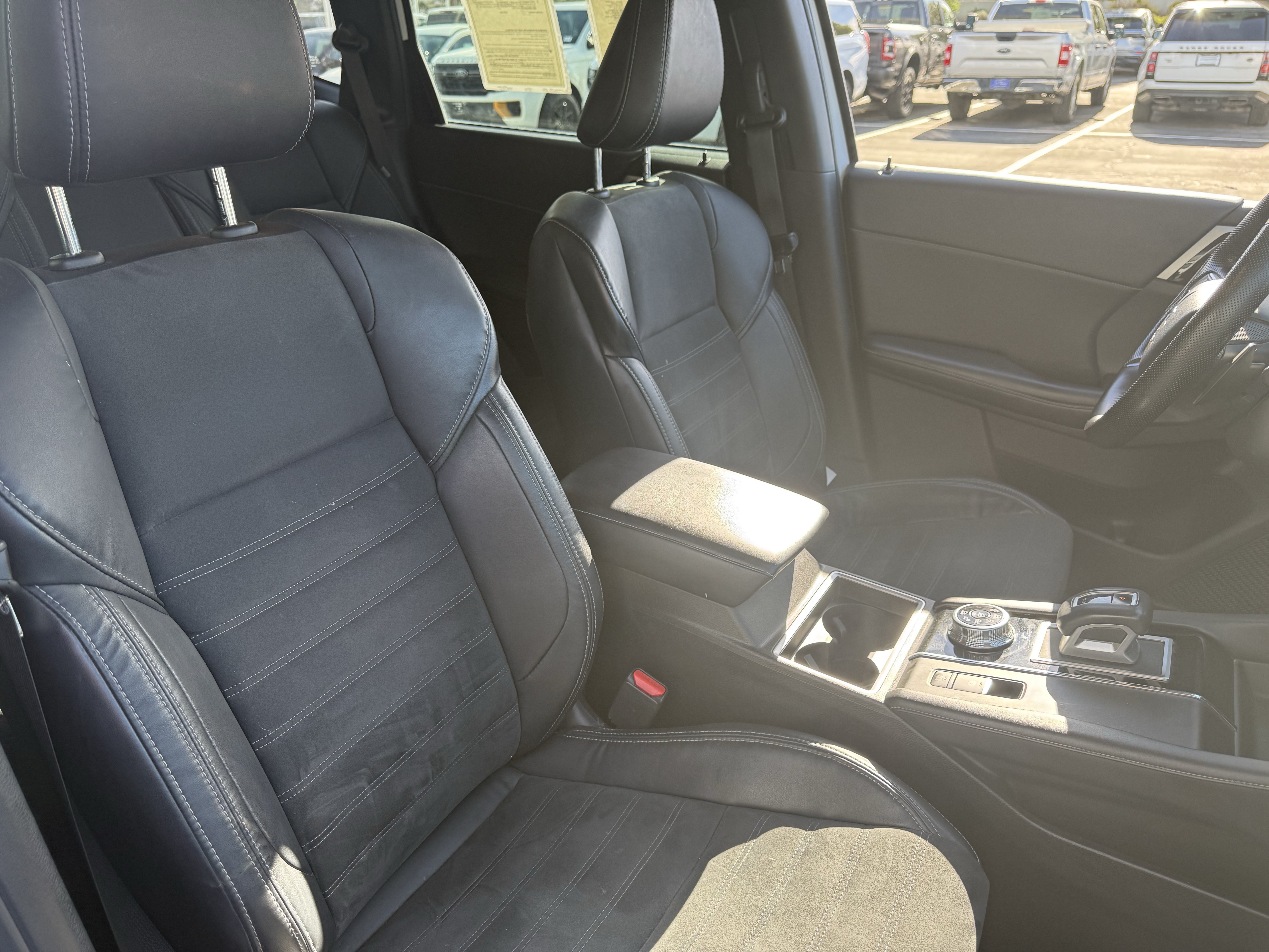 Used 2022 Mitsubishi Outlander SE AWD/4WD image 25