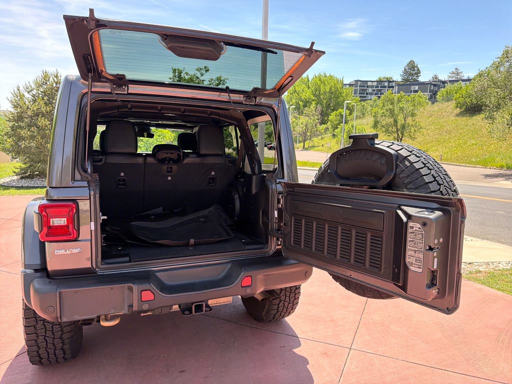 Used 2021 Jeep Wrangler Unlimited Rubicon AWD/4WD image 26