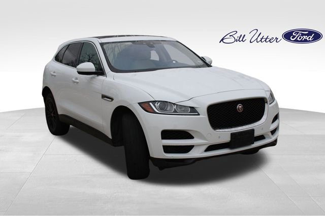 Used 2020 Jaguar F-PACE 25t image 3
