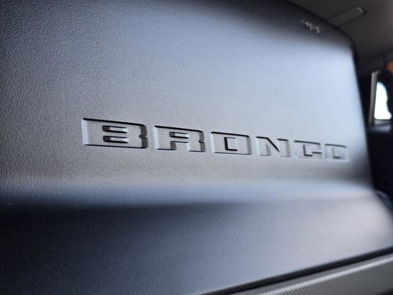 Certified 2022 Ford Bronco Badlands AWD/4WD image 28
