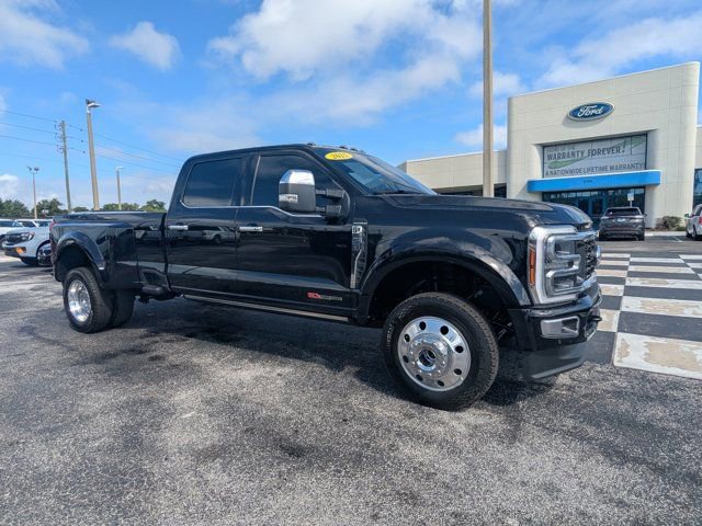 Certified 2025 Ford F450 Platinum w/ Platinum Plus Package AWD/4WD image 3