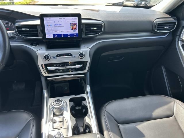 Certified 2023 Ford Explorer XLT w/ Equipment Group 202A AWD/4WD image 15