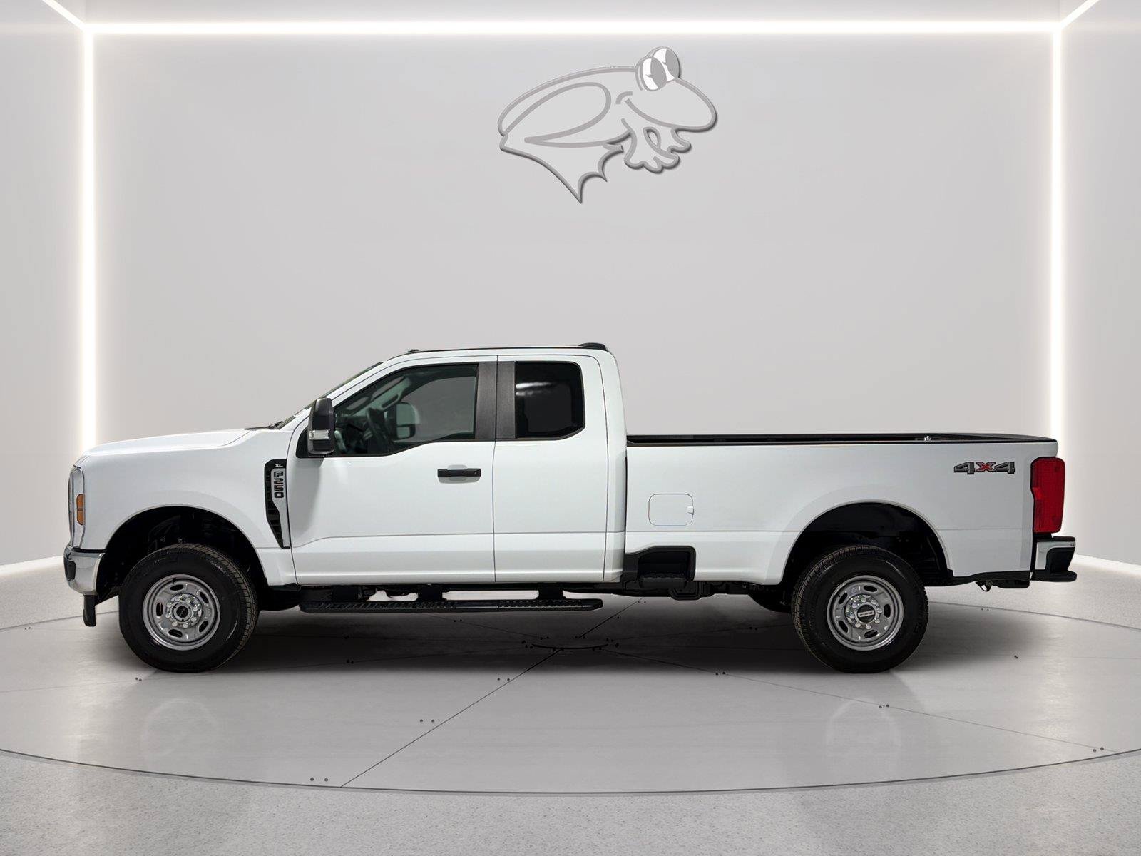Certified 2026 Ford F250 XL w/ XL Chrome Package AWD/4WD image 2