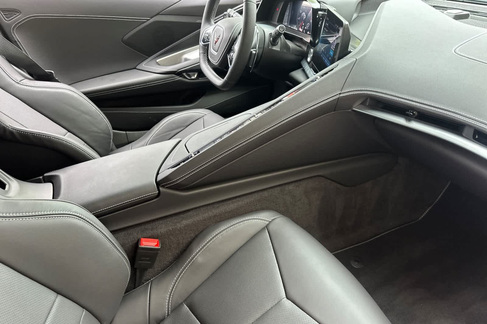 Used 2025 Chevrolet Corvette Stingray Coupe w/ 1LT RWD image 15