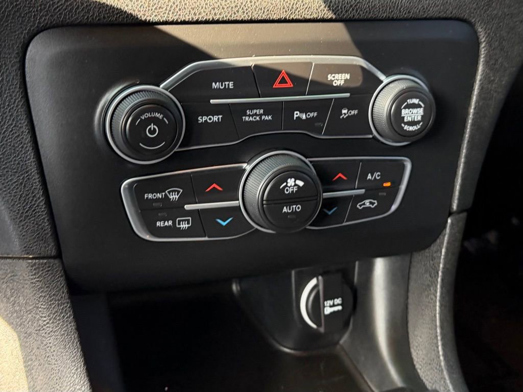 Used 2023 Dodge Charger SXT w/ Cold Weather Package image 28