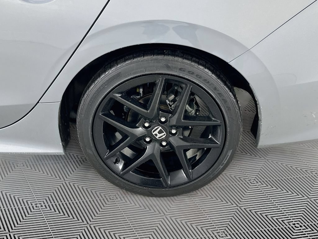 Used 2025 Honda Civic Sport image 28