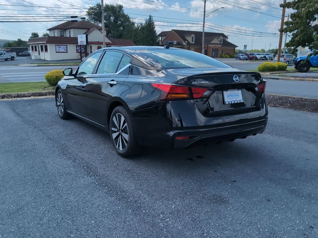 Used 2021 Nissan Altima 2.5 SV FWD image 7