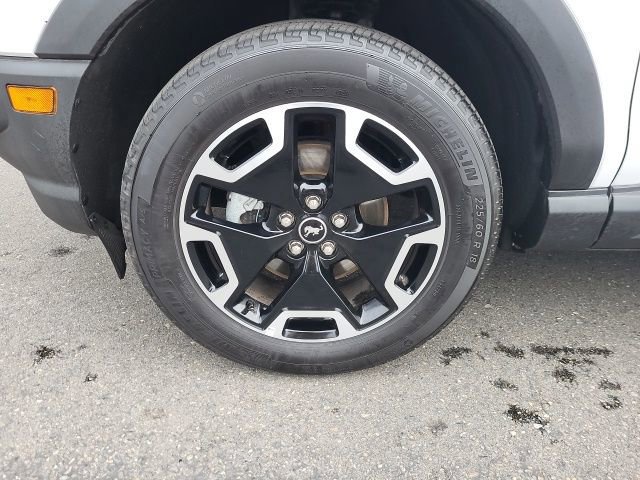 Certified 2024 Ford Bronco Sport Outer Banks w/ Tech Package image 11