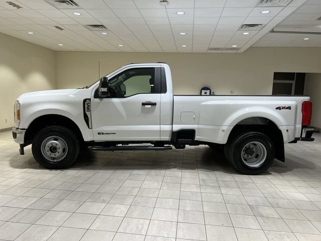 Certified 2023 Ford F350 XLT AWD/4WD image 2