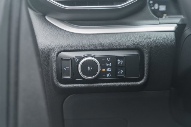 Certified 2024 Ford Explorer XLT w/ Equipment Group 202A image 40