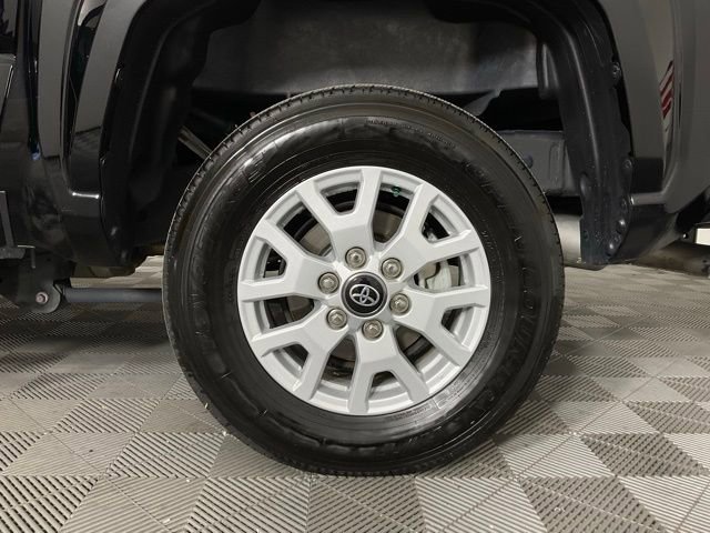 Used 2024 Toyota Tacoma SR5 image 10