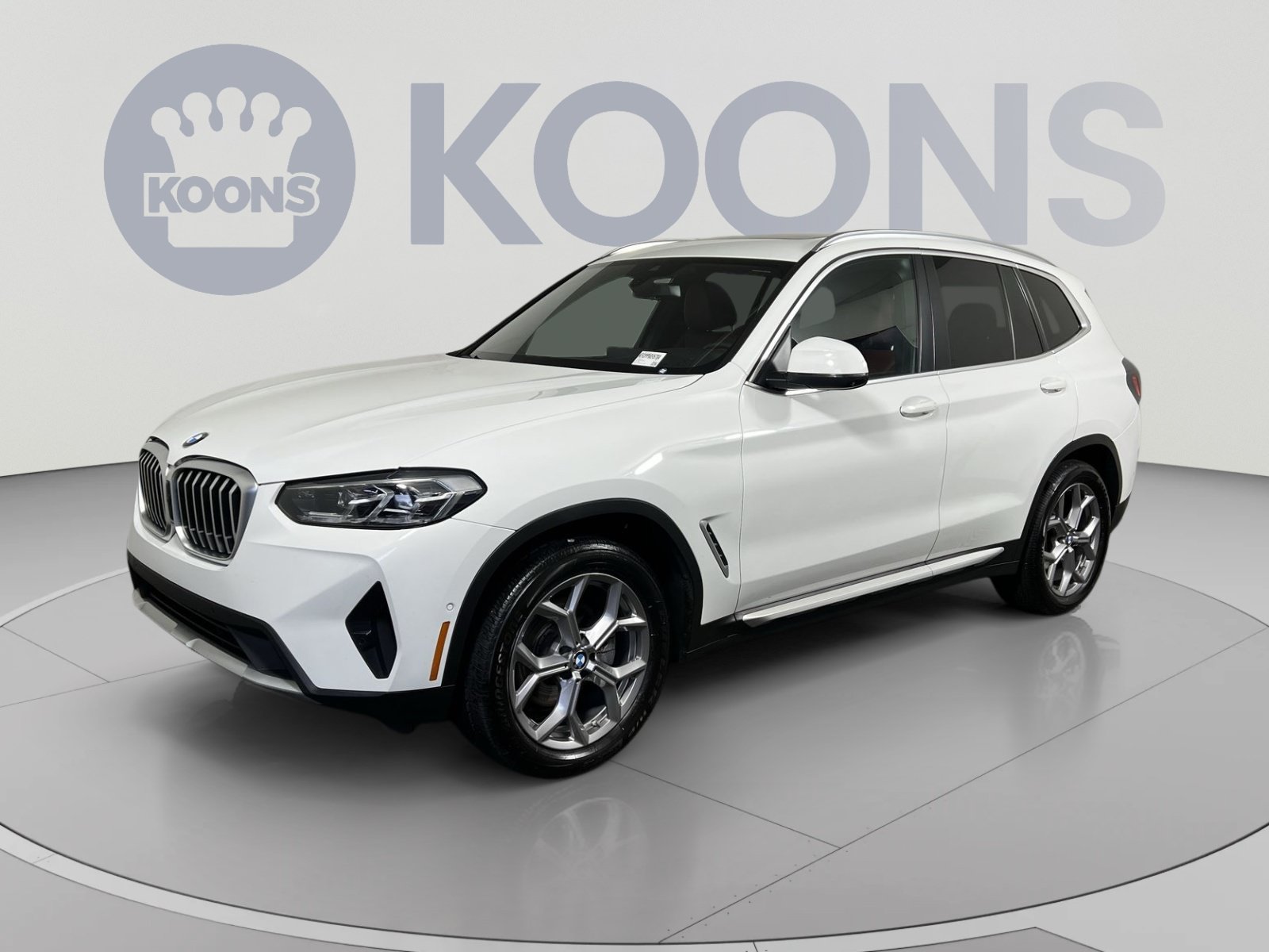 Used 2023 BMW X3 xDrive30i w/ Premium Package AWD/4WD image 5