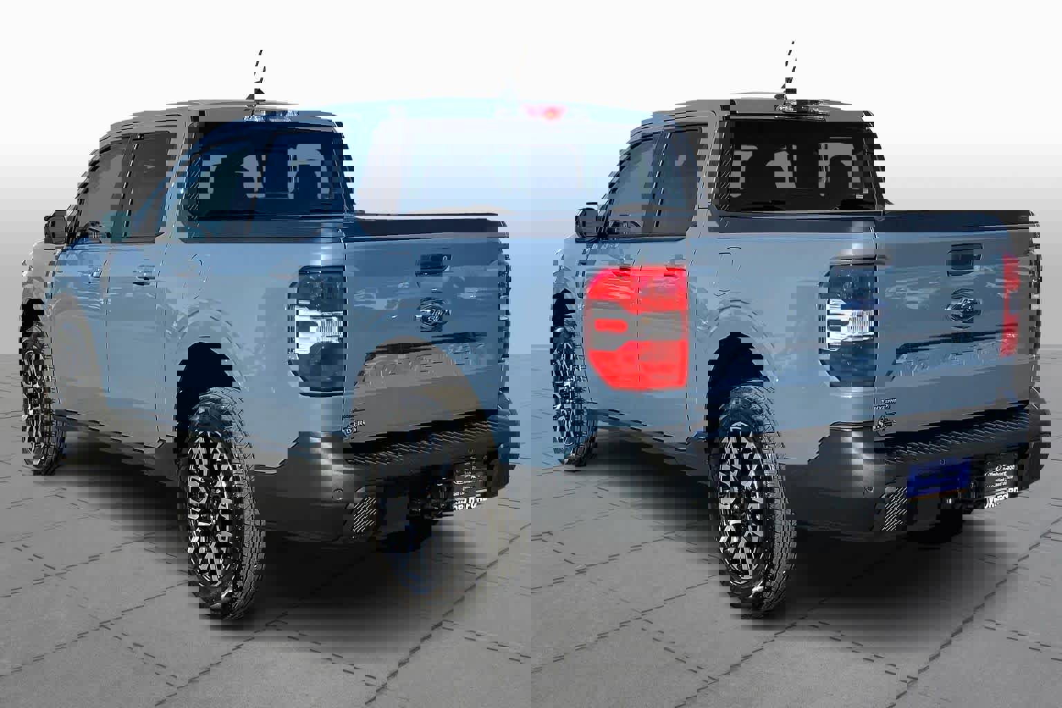 Certified 2024 Ford Maverick Lariat image 9