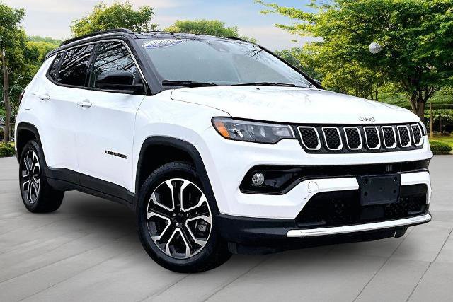 Used 2023 Jeep Compass Limited image 5