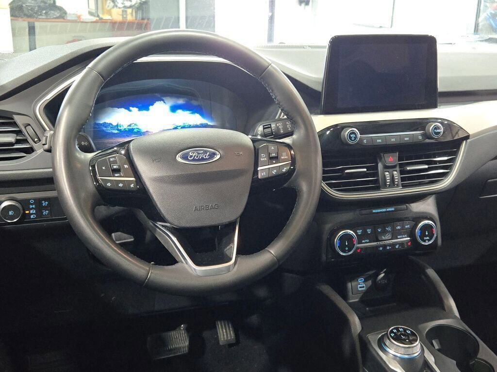 Certified 2022 Ford Escape SEL w/ Technology Package image 23