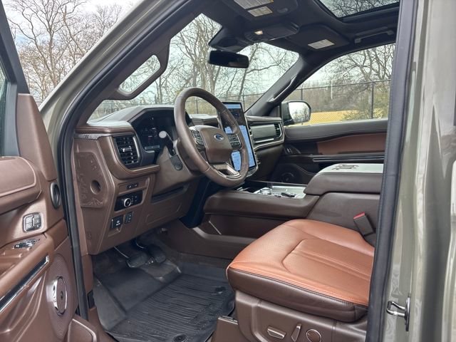 Certified 2024 Ford Expedition King Ranch image 14