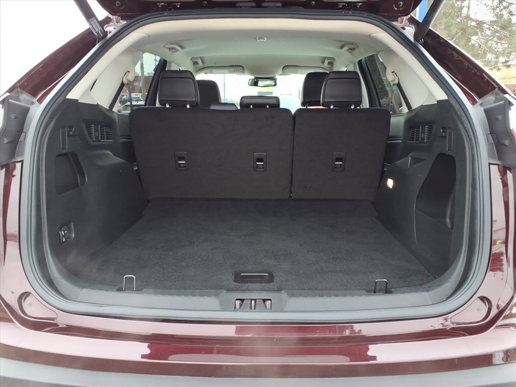 Certified 2022 Ford Edge SEL w/ Convenience Package image 10
