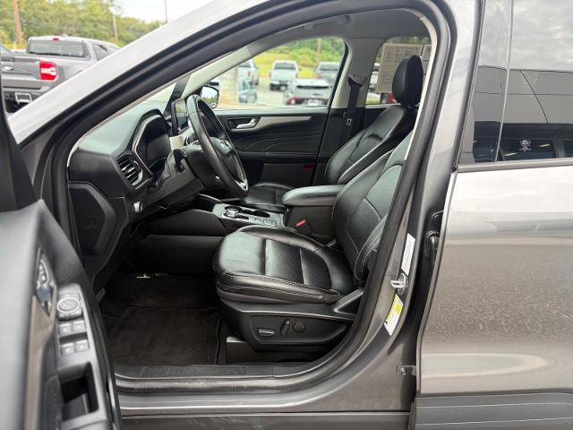 Certified 2022 Ford Escape SEL AWD/4WD image 12