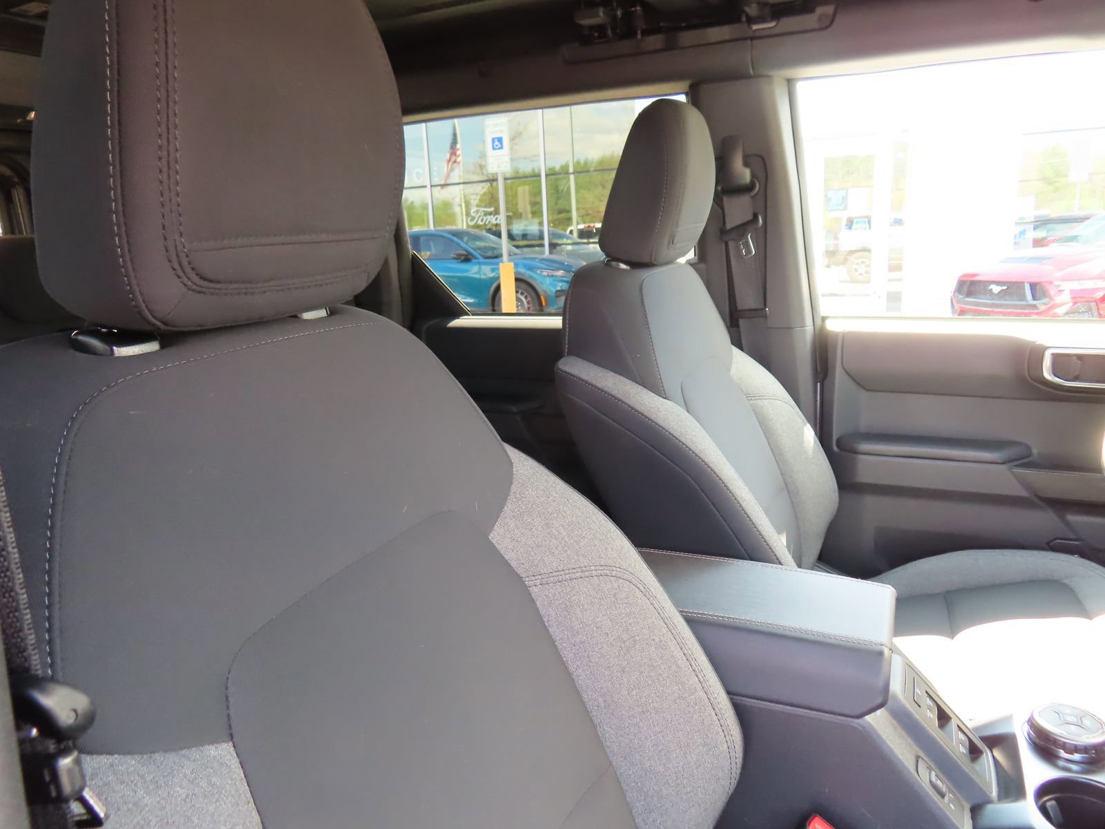 Certified 2025 Ford Bronco Big Bend AWD/4WD image 30