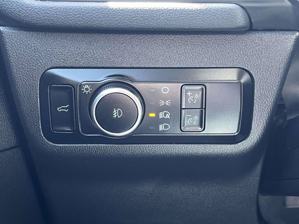 Certified 2024 Ford Escape Platinum AWD/4WD image 36