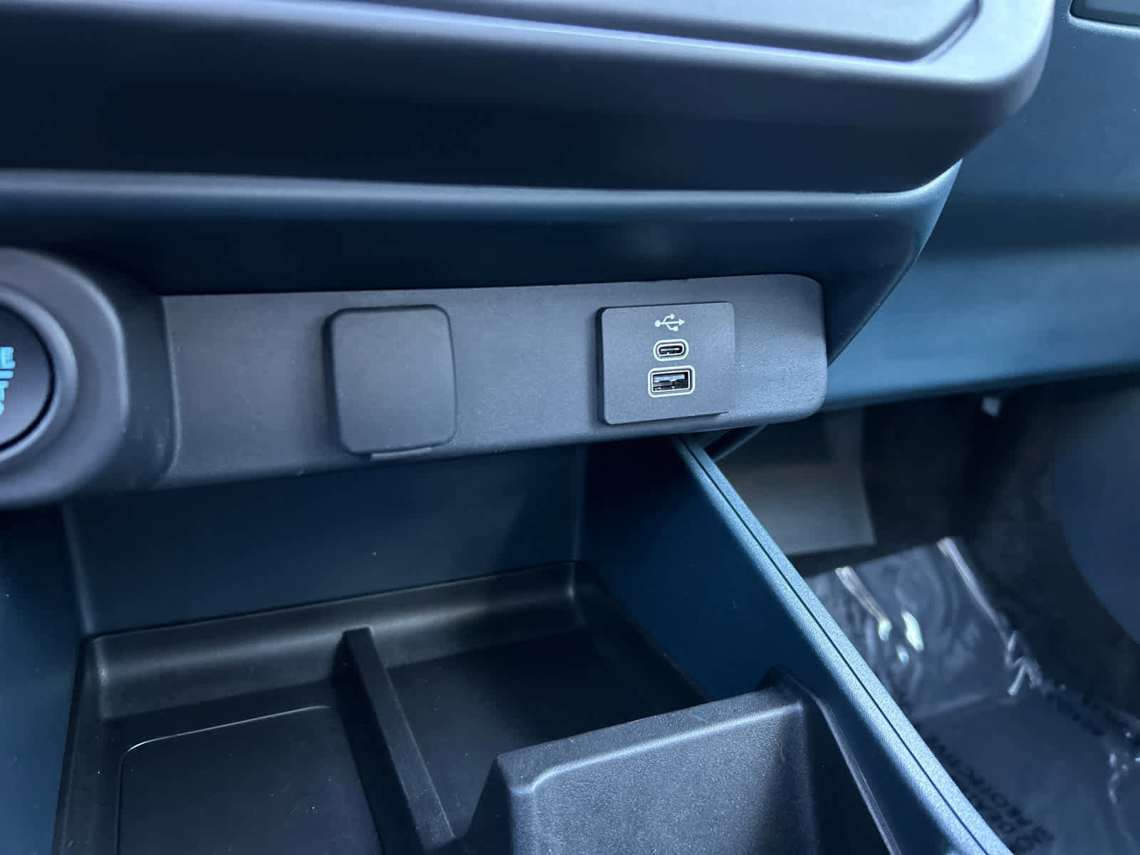 Certified 2025 Ford Maverick Lobo image 41