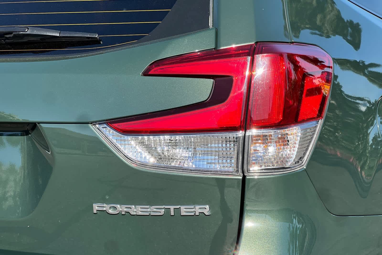 Used 2023 Subaru Forester AWD/4WD image 26
