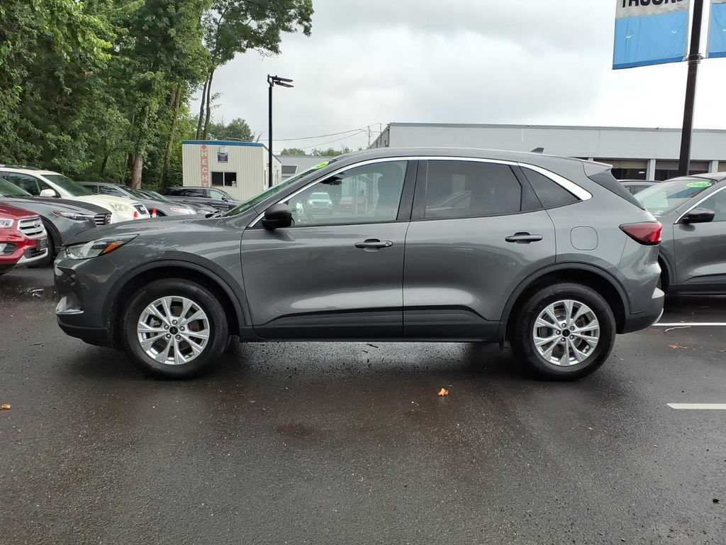 Certified 2023 Ford Escape Active AWD/4WD image 19