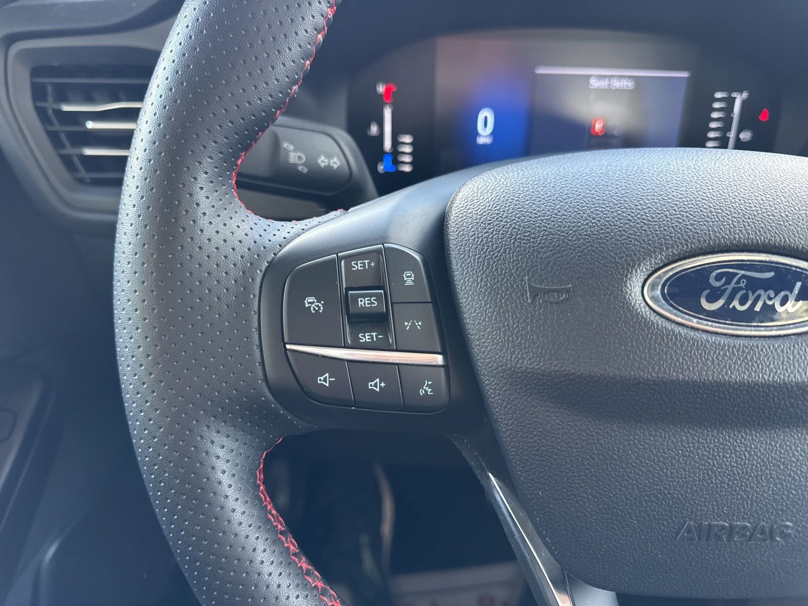 Certified 2024 Ford Escape ST-Line w/ Tech Pack #1 image 30