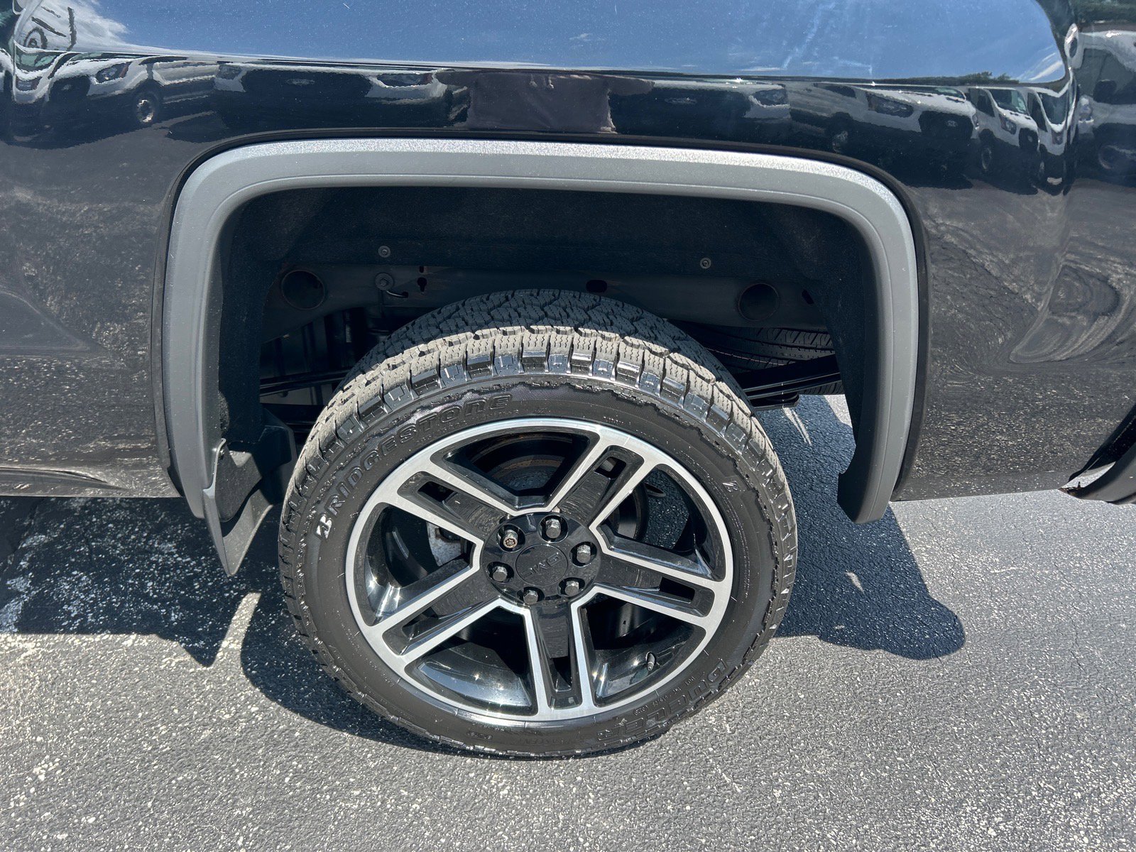Used 2019 GMC Sierra 1500 SLE w/ Black Pack AWD/4WD image 27