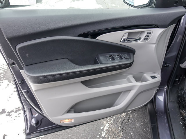 Used 2020 Honda Pilot Touring image 28