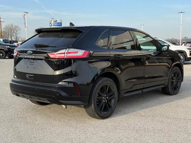 Certified 2024 Ford Edge ST-Line AWD/4WD image 5